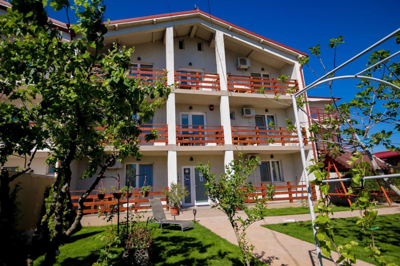 Casa Ypu 호텔 Două Mai 외부 사진
